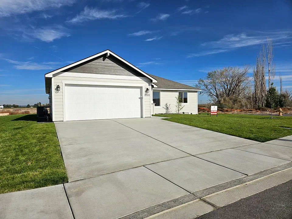 10401 Silverbright Dr