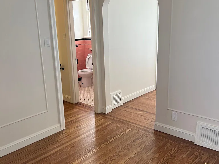 2645 Chestnut St — Photo 19