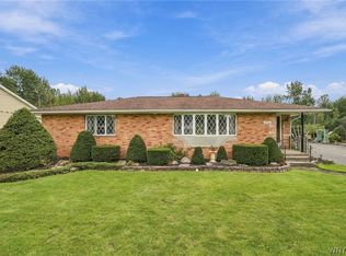 2746 Homeyer Rd, North Tonawanda, NY 14120