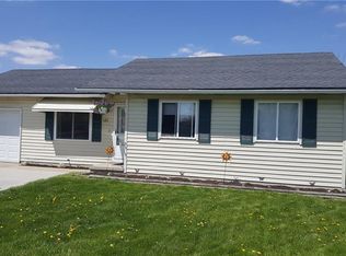 103 Valleywoods Dr, Swanton, OH 43558