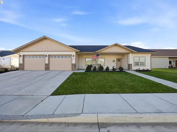 593 SW Cottonwood Dr, Hermiston, OR 97838