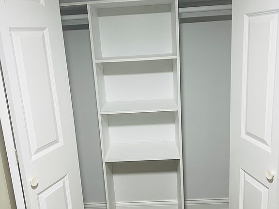 4th image of 4443 W Montana St #Basement