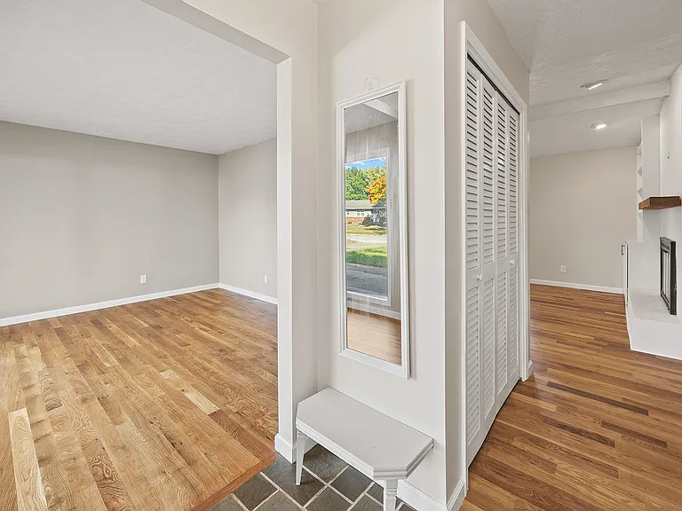 3839 Rome Dr — Photo 21
