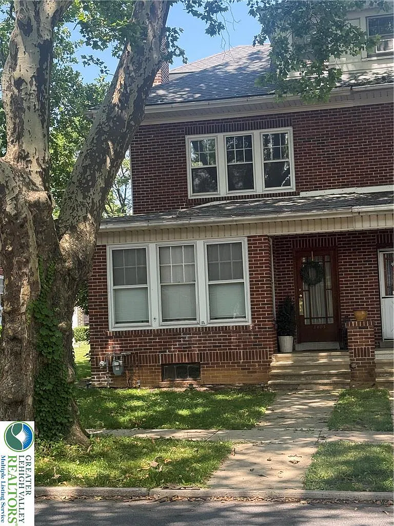 1 bed, 1.0 bath, 400 sqft, $1,095 — Photo 1