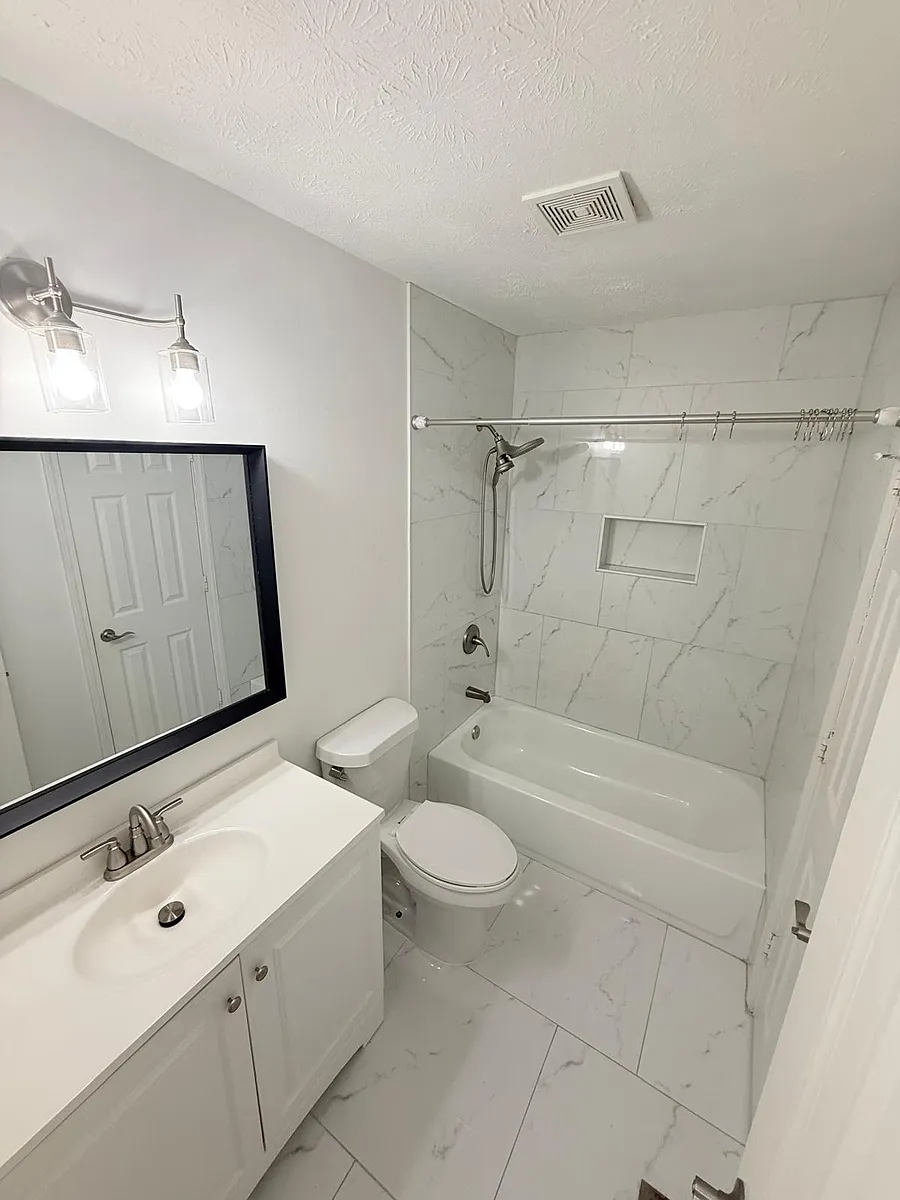 main bathroom upstairs - 185 E Broad St #B