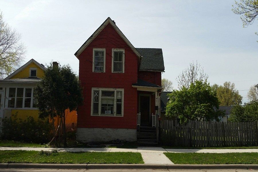 1st image of 870 Tuscarora Ave