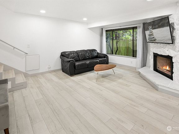 3rd image of 19207 40th Avenue W #D5