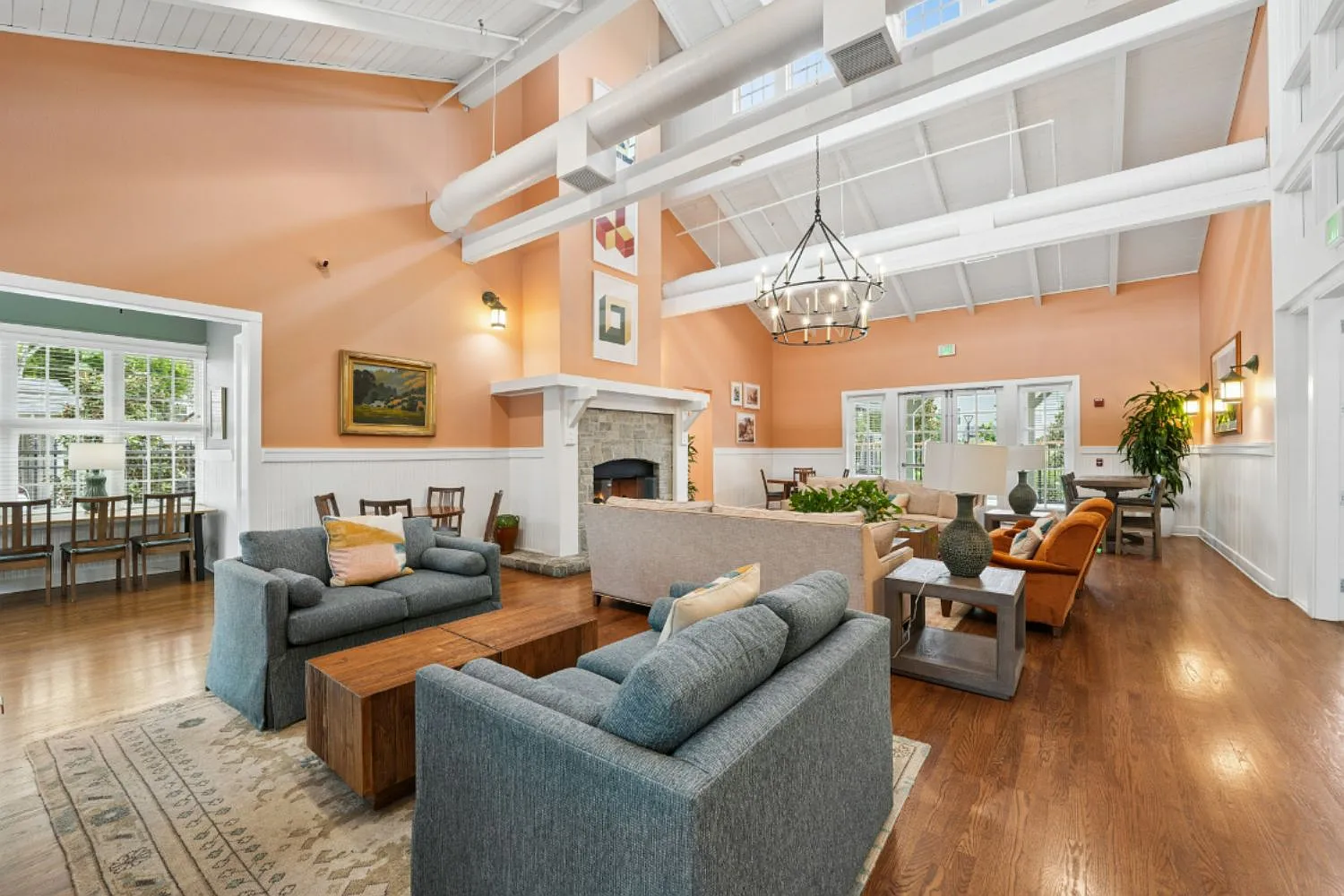 The Presidio Apartments — Photo 4