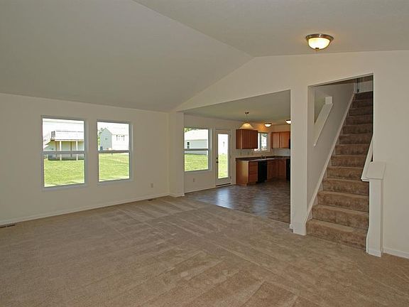 3rd image of 4264 Buck Creek Dr