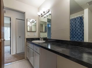 Drawbridge Apartments East, Harrison Township, MI 48045