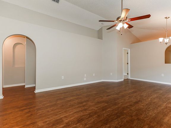 4th image of 1577 Slash Pine Ct