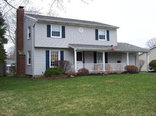 92 Elsworth Dr, Rochester, NY 14615