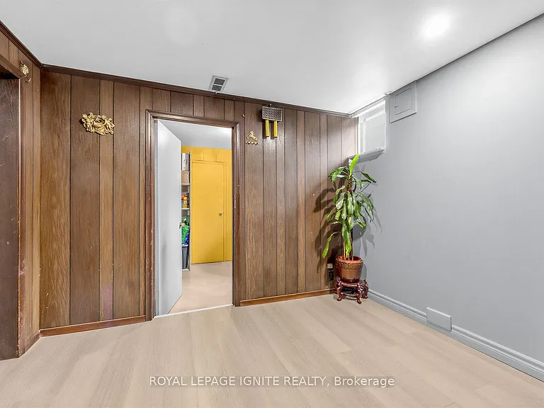 61 Jarwick Dr #BASEMENT — Photo 25