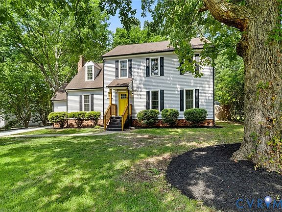 3rd image of 8630 Chester Forest Ln