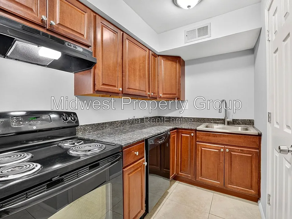 Parkwood Apartments