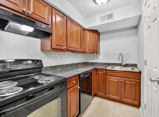 Parkwood Apartments, Maplewood, MO 63143
