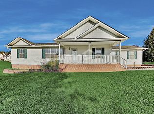 5517 Evergreen Farms Ln, Greenback, TN 37742