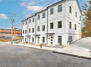 21 Danforth St, Providence, RI 02908