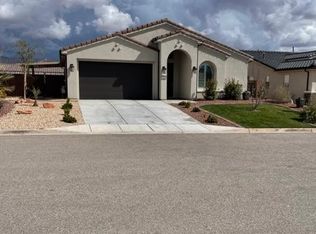 202 W Sunstone Way, Washington, UT 84780