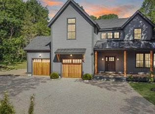 56 Hay St, Newbury, MA 01951