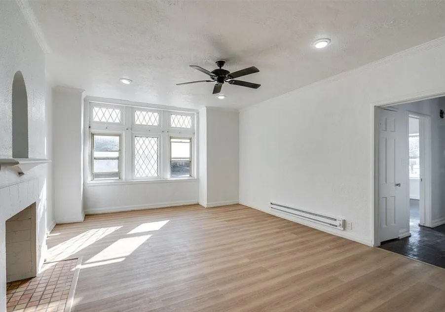 2 bed, $1,249 — Photo 3