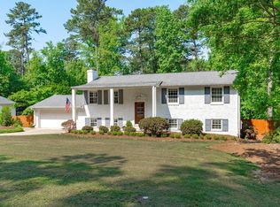 4109 Huckleberry Dr, Raleigh, NC 27612