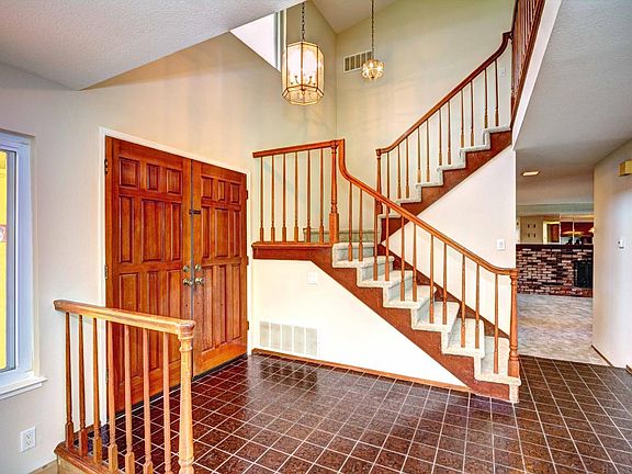 2nd image of 3481 Cedardale Dr