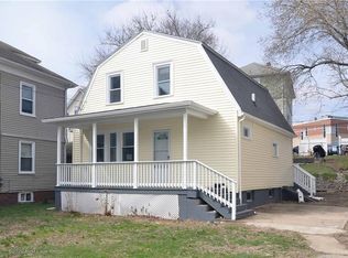 32 Garfield Ave, Providence, RI 02908