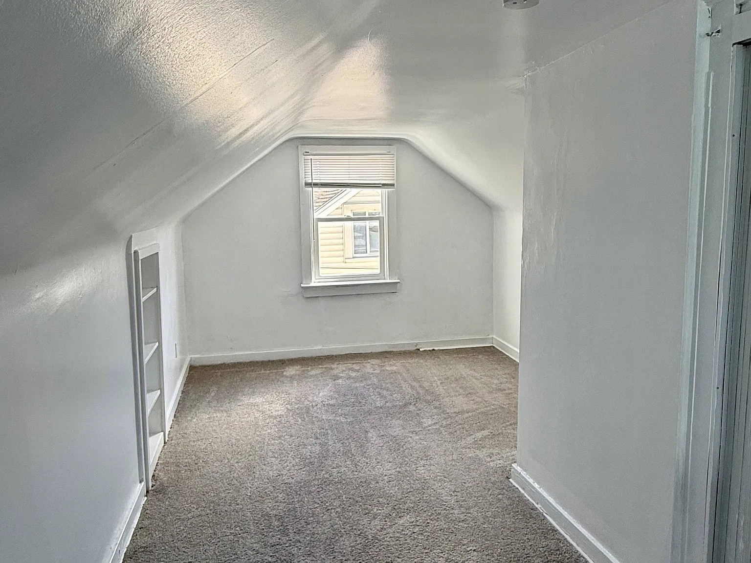 18730 Meier Street - 1 — Photo 4