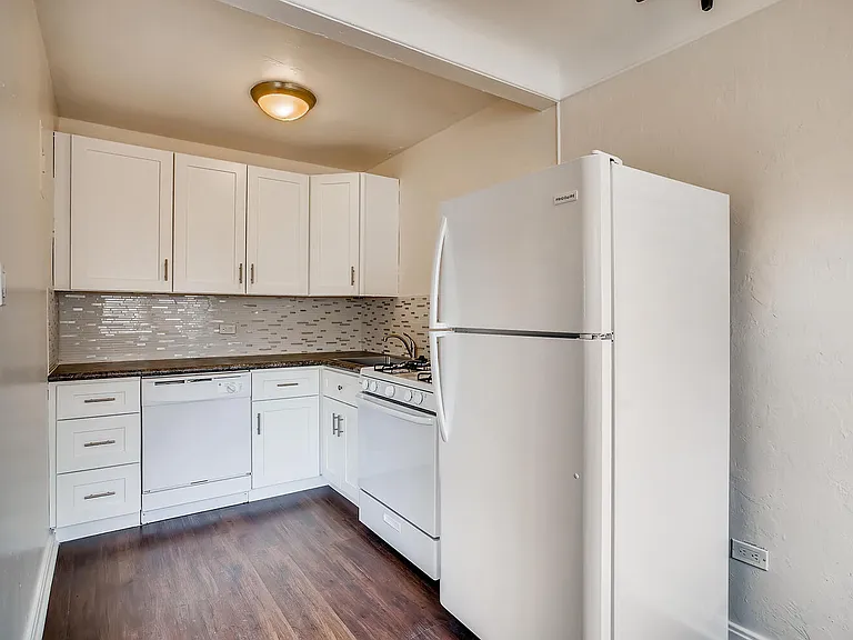 Bo Apartments — Photo 9