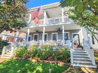 415-417 Tazewell Ave, Cape Charles, VA 23310