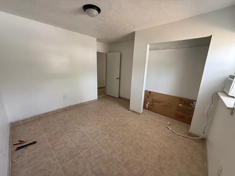 5074 Mapletree Ln — Photo 16