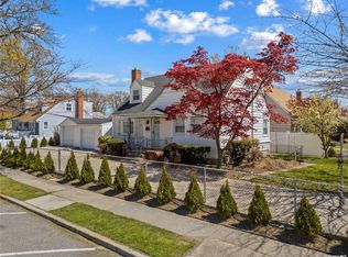 1121 Merrick Ave, Merrick, NY 11566