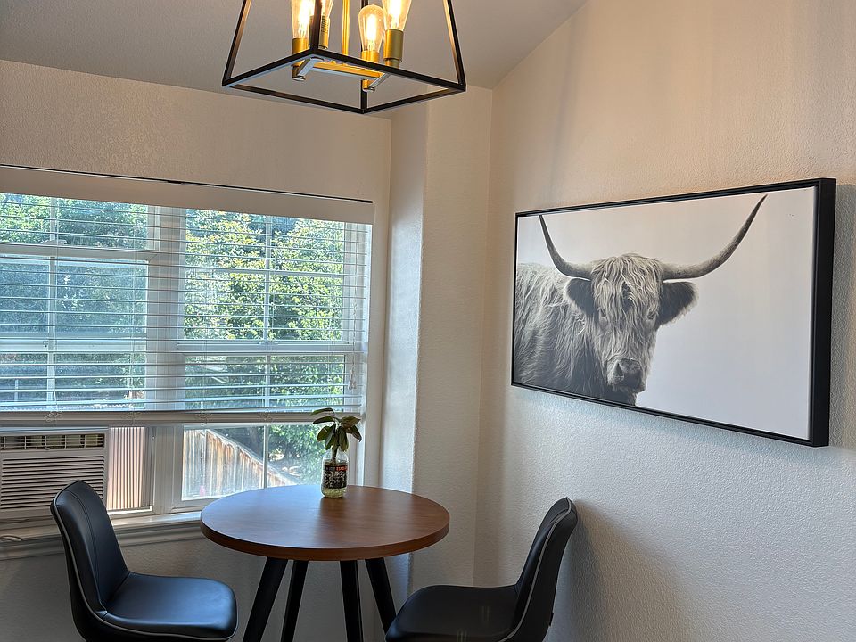 Dining Area.