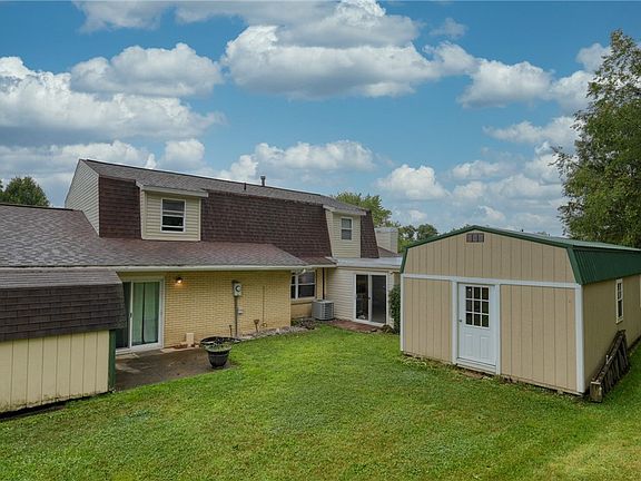 5th image of 210 Elsie Dr