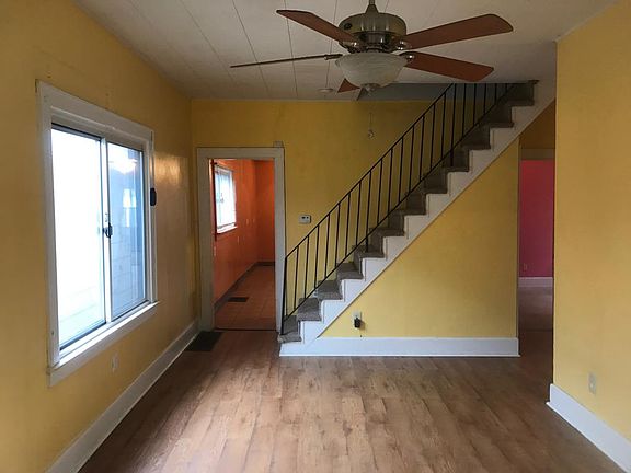 4th image of 1226 Allard St