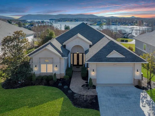 76 Montego Bay Dr, Moneta, VA 24121