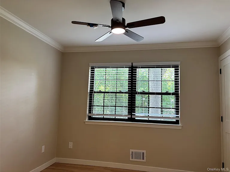 452 Somerset Dr #F — Photo 25
