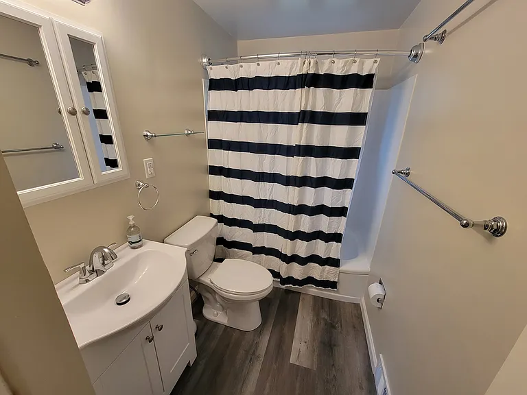 628 Highridge Dr — Photo 3