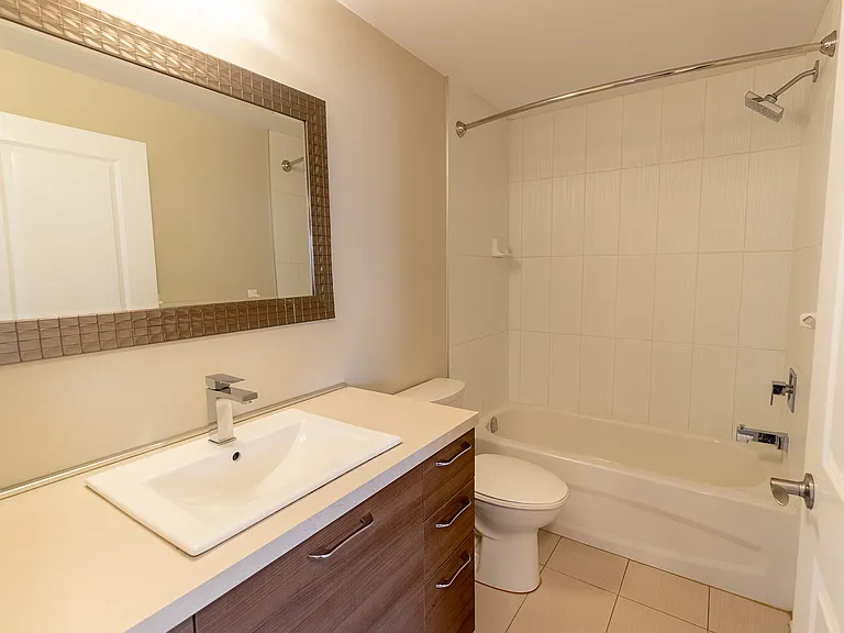 375 Scott St — Photo 12