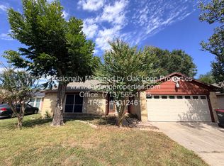 2731 Flintrock Cir, Houston, TX 77067