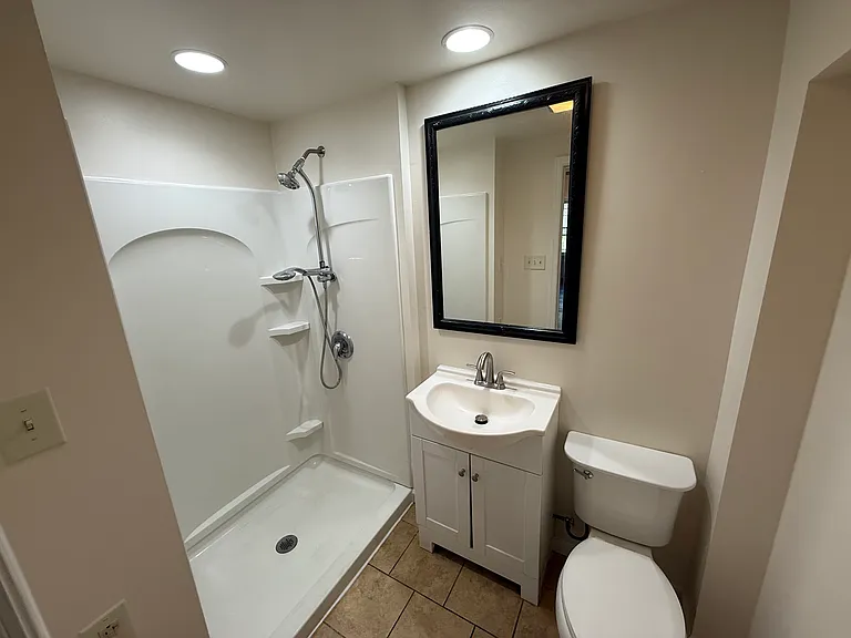229 E Main St — Photo 9
