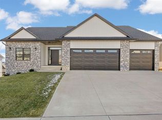 505 Dogwood Ln, Tiffin, IA 52340