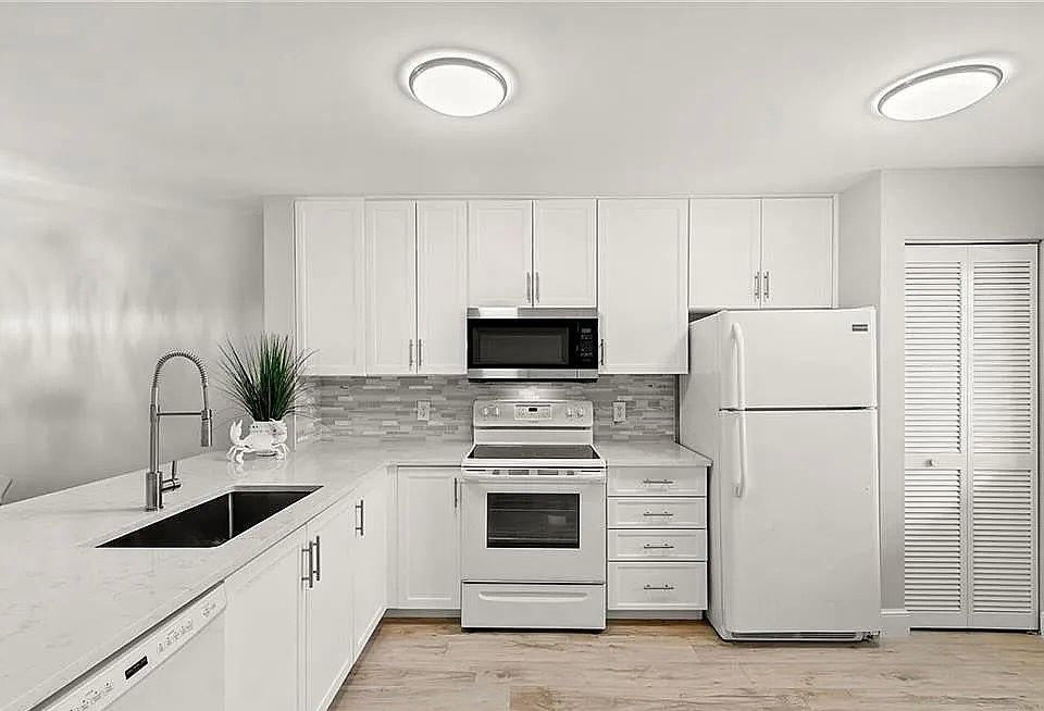 1st image of 3071 Sandpiper Bay Cir #205