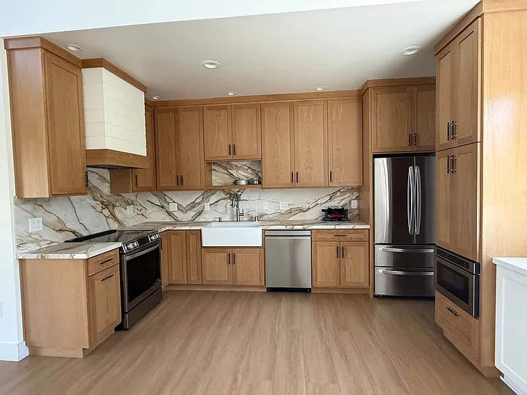 125 Westridge Dr — Photo 3
