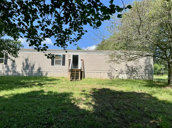 92 Doyle Fields Rd, East Bernstadt, KY 40729