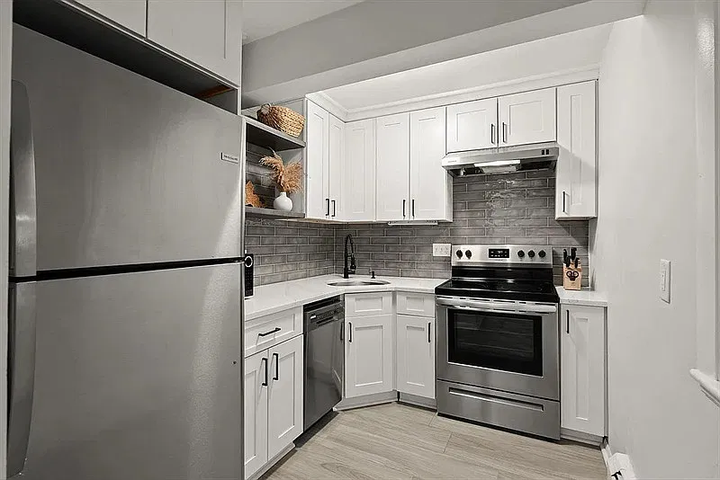 1 bed, 1.0 bath, 572 sqft, $1,750 — Photo 2