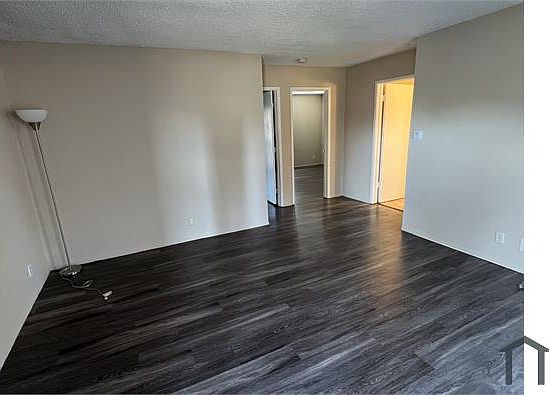 1st image of 2218 Hillsborough Ct