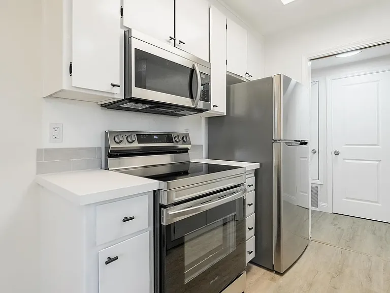 4590 Augustine St #1 — Photo 8
