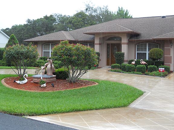 2nd image of 4532 Vivian Dr